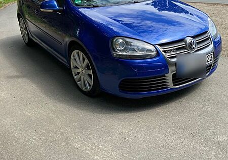 VW Golf Volkswagen R32 R32