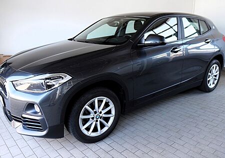BMW X2 xDrive 20 i *1.Hand*Automatik*AHK*LED*