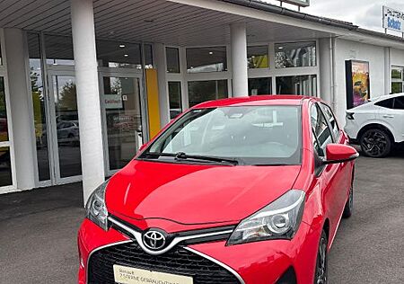 Toyota Yaris Lounge mit Safety Sense Paket