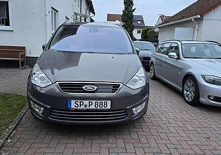 Ford Galaxy 2,0 TDCi 120kW DPF Titanium PowerShif...