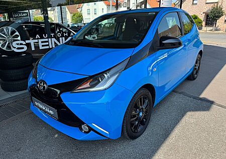 Toyota Aygo (X) X-Touch Play * LED * Kamera * Service NEU