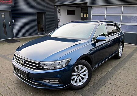 VW Passat Variant Volkswagen Passat Var Business 2,0TDI DSG LED AHK ACC Navi