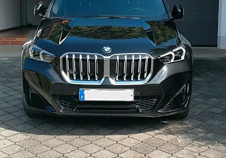 BMW X1 xDrive23i Steptronic, M-Sportpaket, AHK