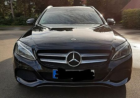 Mercedes-Benz C 220 d T AVANTGARDE AHK, StHz, 360°, PanoDach