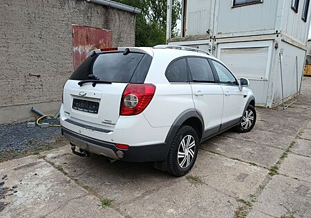 Chevrolet Captiva 2.2 LT+ 4WD 7-Sitzer LT+