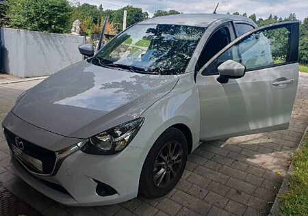 Mazda 2 SKYACTIV-G 90 Exclusive-L. SKYACTIV-Driv E...