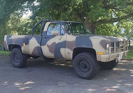 Chevrolet K30 [1984] (M1028) | V8 Diesel | 6.2L