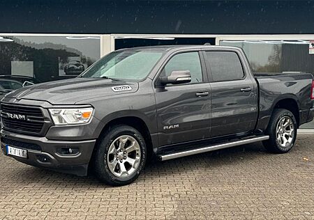 Dodge RAM 1500 V8 5,7 HEMI BIGHRON 4X2