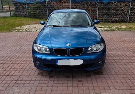 BMW 120i -