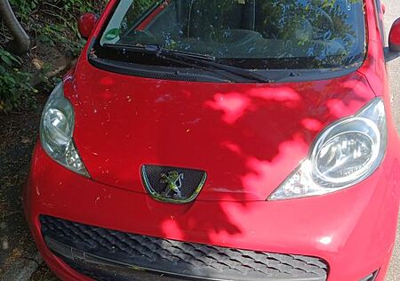 Peugeot 107 Filou 70 2-Tronic Filou