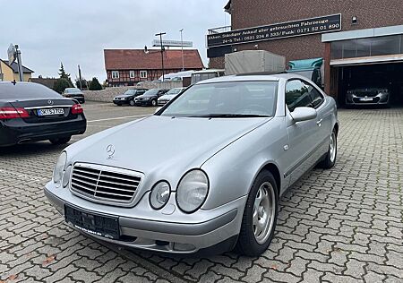 Mercedes-Benz CLK 200 Sport 87.000-KM Klimaanlage Sitzheizung