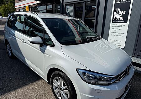 VW Touran Volkswagen Comfortline 7 Sitze Navi AHK Kamera App L