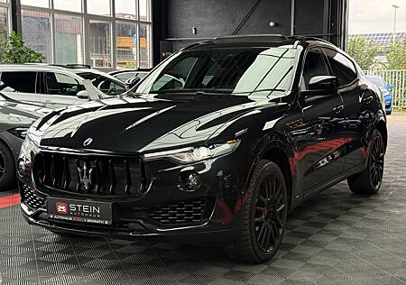 Maserati Levante Allrad/Panoramadach/Keyless/R-Cam/21Zoll