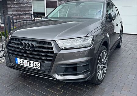 Audi Q7 50 TDI quattro tiptronic -