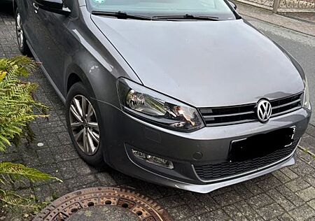 VW Polo Volkswagen 1.6 TDI 77kW