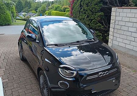 Fiat 500E 42 kWh Icon