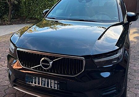 Volvo XC 40 gebraucht kaufen Volvo XC 40 XC40 T3 Geartronic Momentum Core Momentum Core