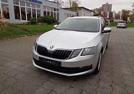 Skoda Octavia Combi Ambition- Navi -Tempomat- I Hand