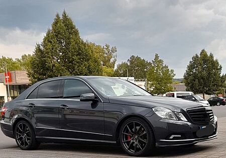 Mercedes-Benz E 500 4MATIC
