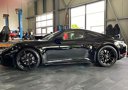 Porsche 992 Carrera Coupé Carrera