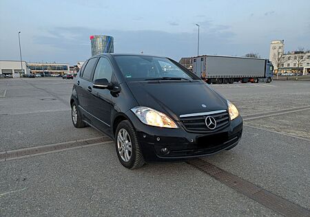 Mercedes-Benz A 160 AVANTGARDE BlueEFFICIENCY AVANTGARDE
