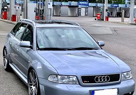 Audi RS4 B5 2.7 quattro