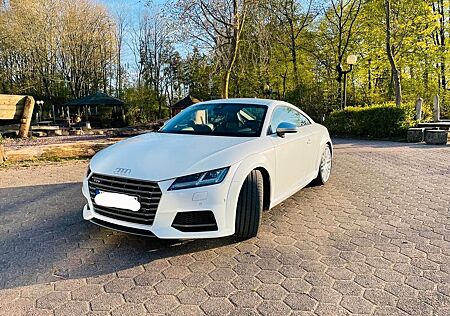 Audi TTS Coupe S-tronic; LED | 20"| B&O | Winterräder