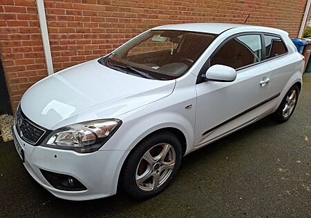 Kia Pro_ceed pro_cee'd / ProCeed 1.6 CRDi 115PS Edition 7...