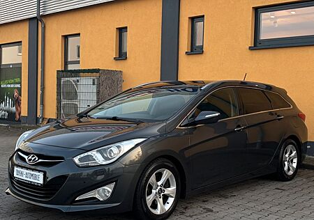 Hyundai i40 cw 1.7 CRDi Style *3.Hand+Kamera+Pano+Navi*