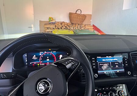 Skoda Kodiaq 2.0 TDI SCR 147kW DSG 4x4 SPORTLINE S...