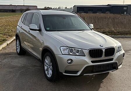 BMW X3 xDrive 20d - Xenon / Autom. / AHK / S-Tönung