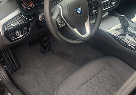 BMW 520d Touring A -Mildhybrid, Facelift
