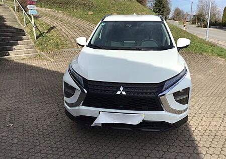 Mitsubishi Eclipse Cross 2.4 PLUG-IN HYBRID 4WD Basis