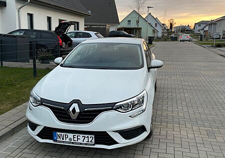 Renault Megane ENERGY TCe 100