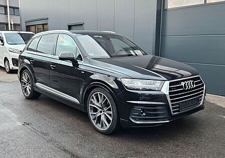 Audi Q7 50 TDI quattro S Line Sport Panoramad. Standh