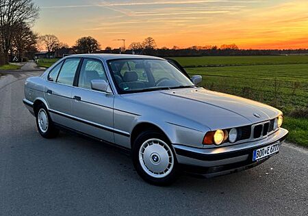 BMW 520i E34 Limousine