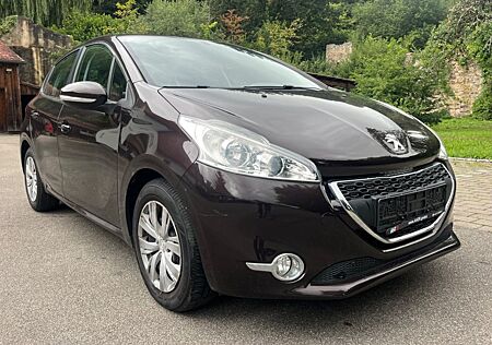 Peugeot 208 Active / Klima / 1.Hand