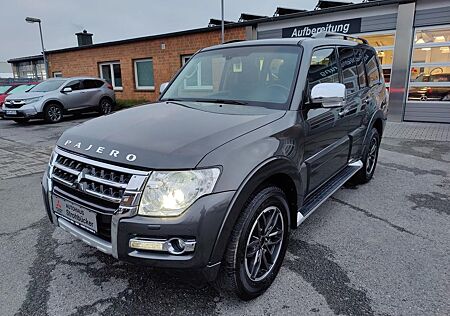 Mitsubishi Pajero 3.2 DI-D Automatik Top AHK 8 Fach