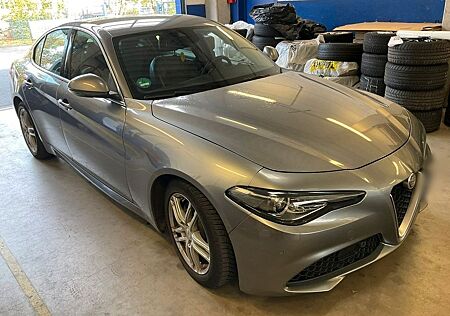 Alfa Romeo Giulia 2.2 Diesel 16V 132 kW AT8 Super