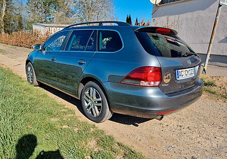 VW Golf Volkswagen VI 1.6 TDI Variant Highline, HU neu