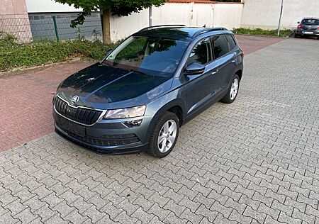 Skoda Karoq 1.6 TDI Automatik/Kamera/Großes Navi/ACC