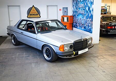Mercedes-Benz CE 280 C123 Rennwagen Tracktool Neuaufbau auf Rohka