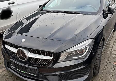 Mercedes-Benz CLA 220 CDI AMG Line AMG Line