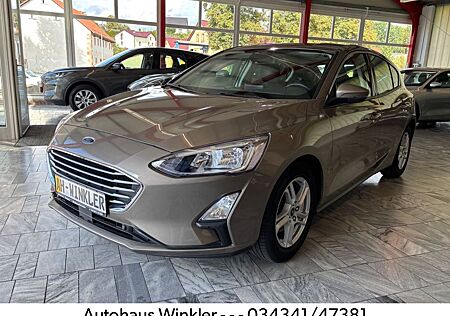 Ford Focus Lim. Cool & Connect Winterpaket Navi