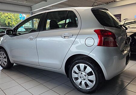 Toyota Yaris Sol-1.3-AUTOMATIK*1-HAND*KLIMA*TÜV-9/2027!