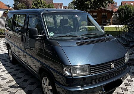 VW T4 Caravelle Volkswagen 2,5-l-Otto LPG Automatik Bulli