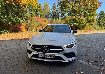 Mercedes-Benz CLA 200 Shooting Brake CLA 200 AMG Line | Automatik | MBU