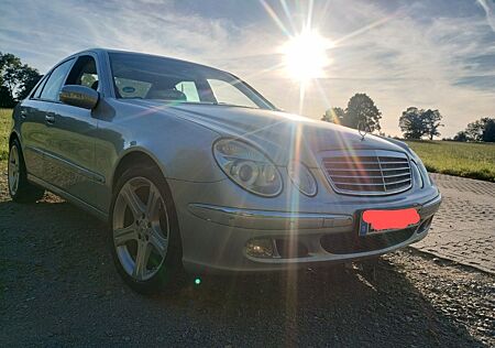 Mercedes-Benz E 320 ELEGANCE Elegance