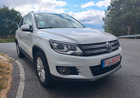 VW Tiguan Volkswagen Sport & Style BMT 4Motion,DSG,Pano,Leder