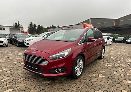 Ford S-Max Titanium